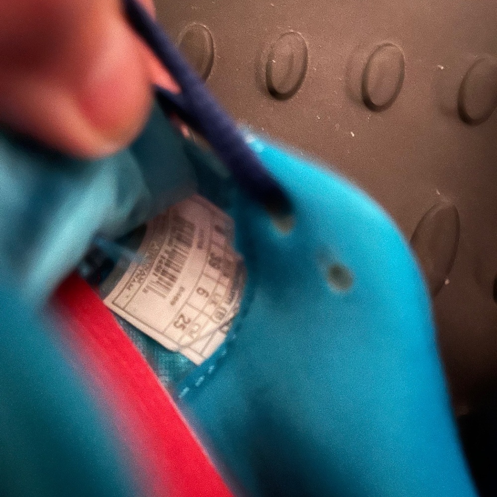 Brooks pure grit size 8 womens bnwot